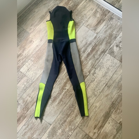 Rip Curl Womens wetsuit 6 - Picture 4 of 4